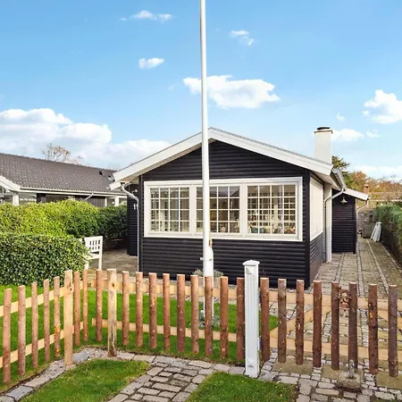 Gorgeous In With Kitchen Assens